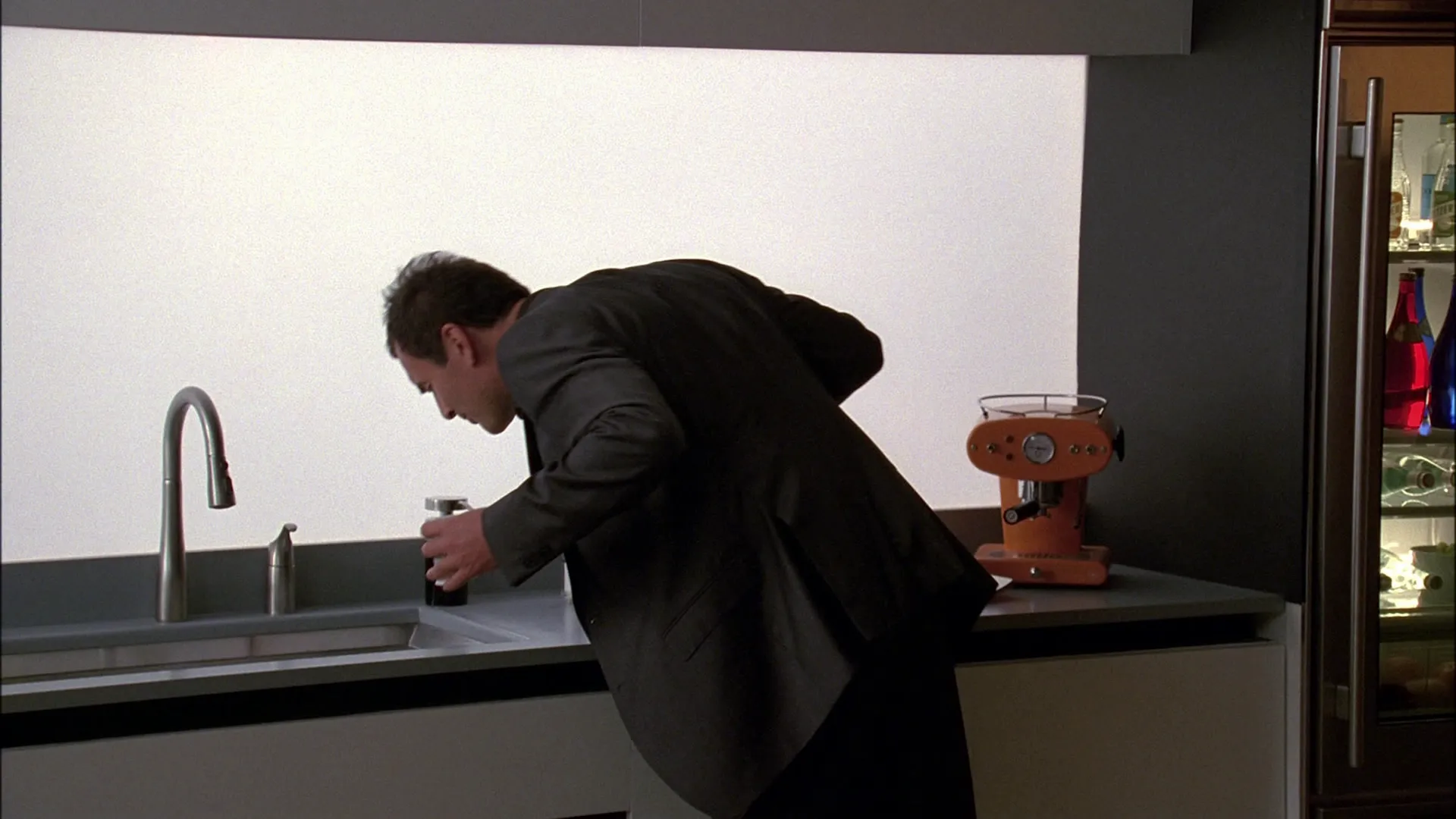 thumbnail - S6:E6 Alexis Stone