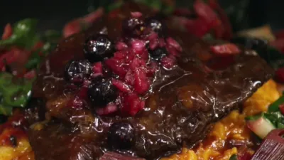 thumbnail - S3:E9 Meat Cute