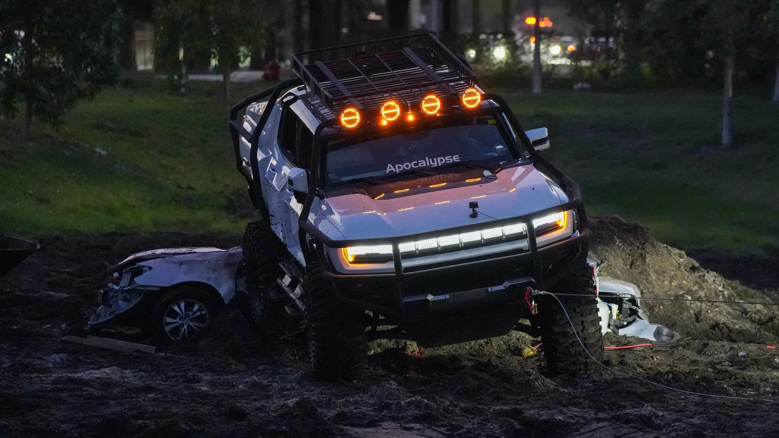 thumbnail - S1:E4 Hummer, but Make It Bigger.