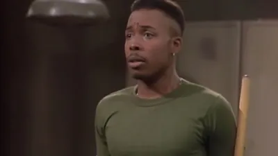 thumbnail - S5:E11 War Is Heck