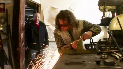 thumbnail - S1:E10 New York City