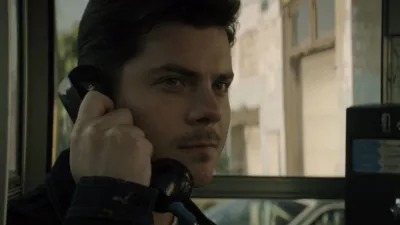 thumbnail - S3:E4 The Crash