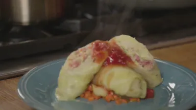 thumbnail - S2:E7 Smoked Ham Hock Galumpkis