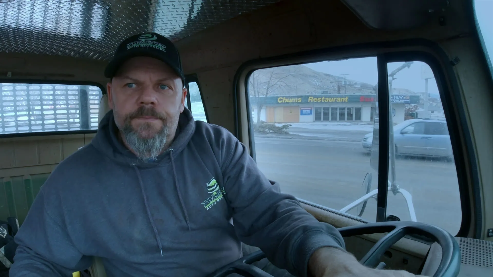 thumbnail - S2:E5 The Bigger Man