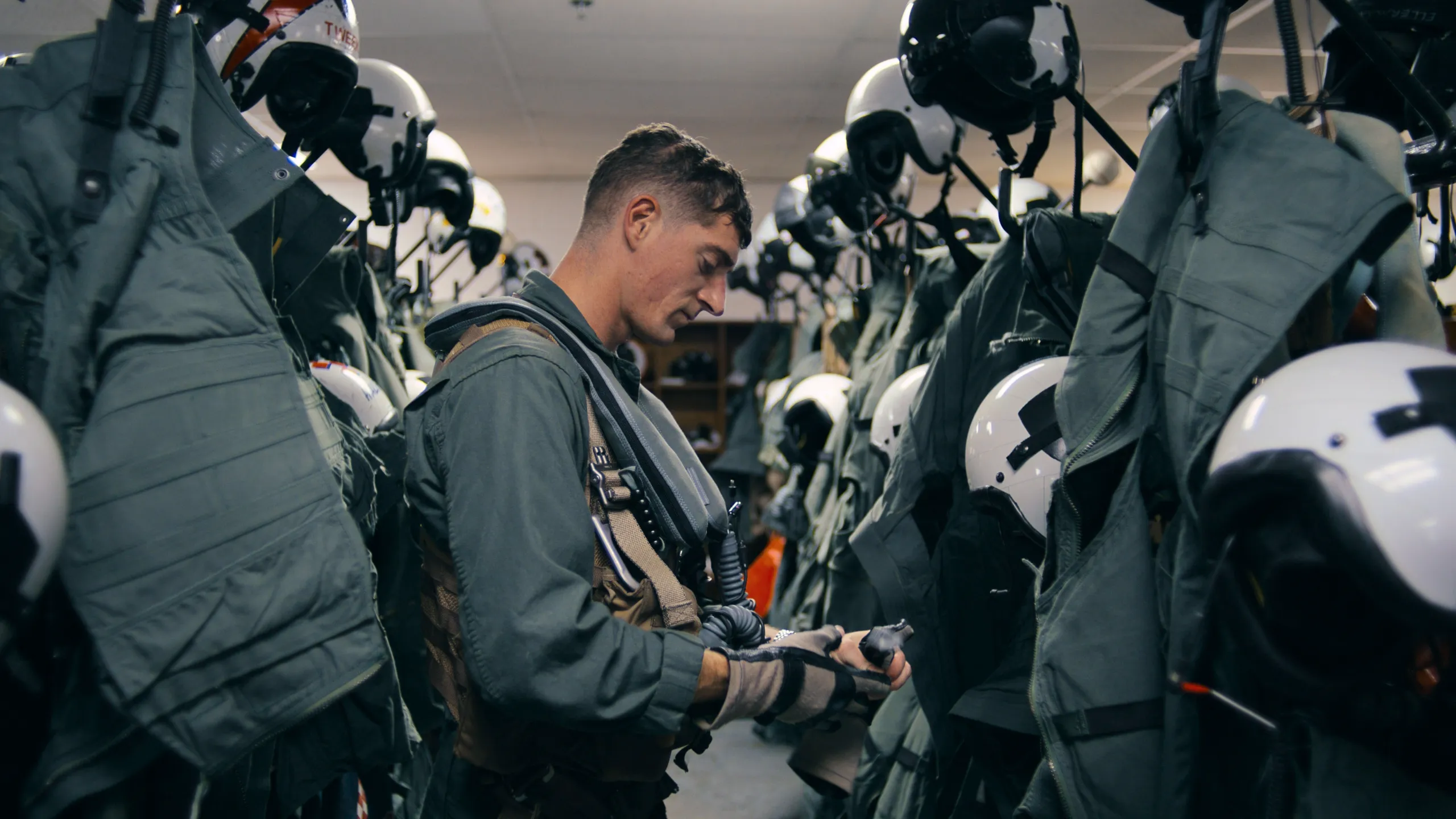 thumbnail - S1:E3 Attack Attack!