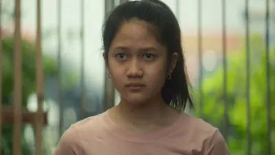 thumbnail - S1:E4 The One Who Leaves