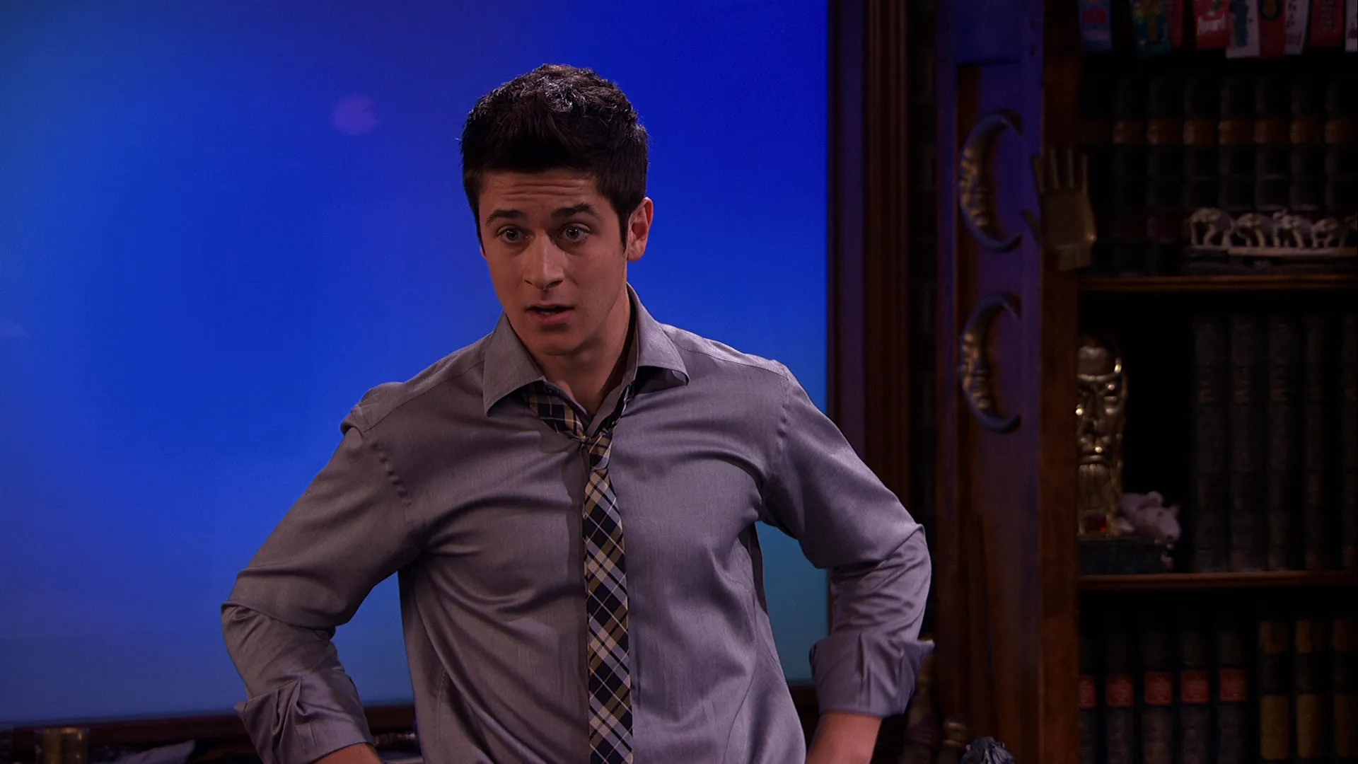 thumbnail - S4:E4 Journey to the Center of Mason