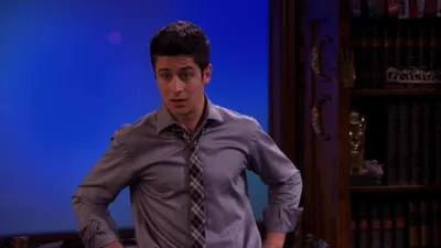 thumbnail - S4:E4 Journey to the Center of Mason