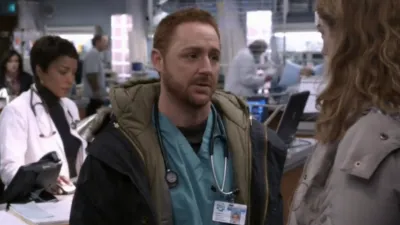 thumbnail - S15:E17 T-minus-6