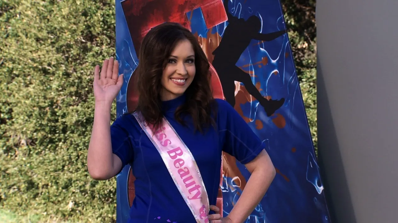 thumbnail - S6:E12 Beauty Queens