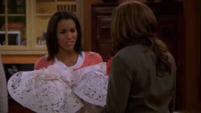 thumbnail - S5:E10 The Wedding