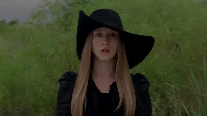 thumbnail - S3:E5 Coven: Burn, Witch. Burn!
