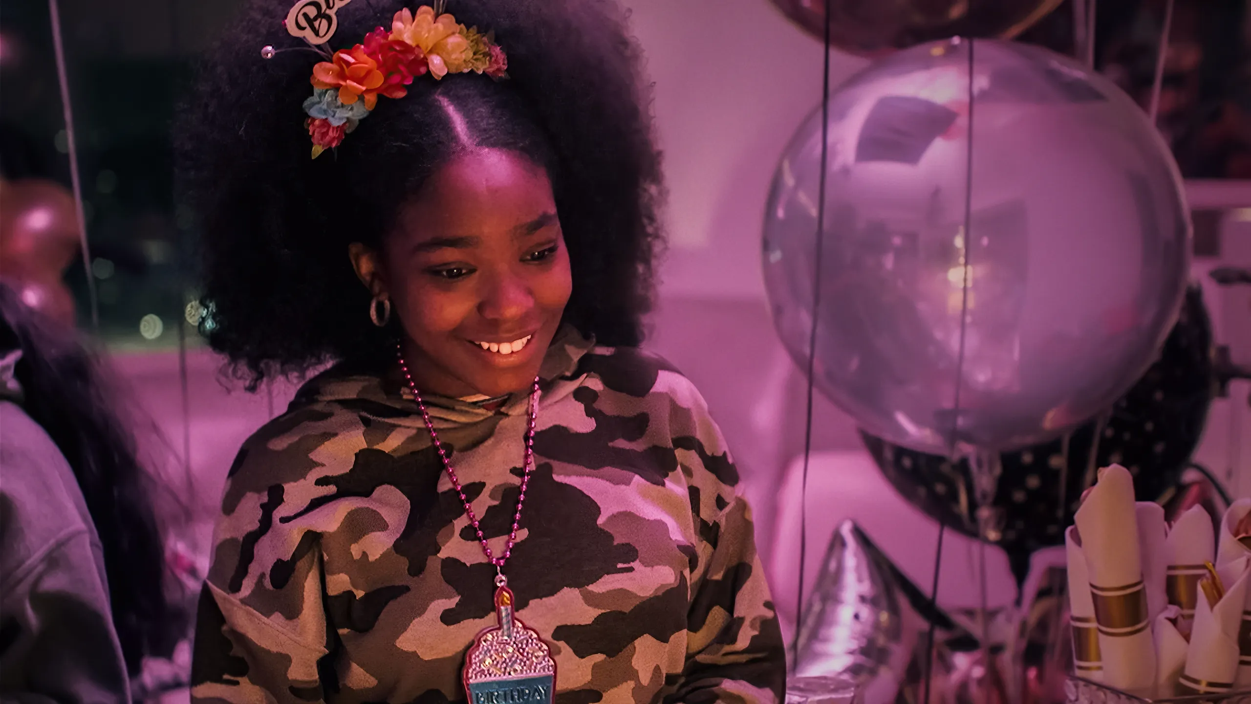 thumbnail - S1:E4 Show Stoppers