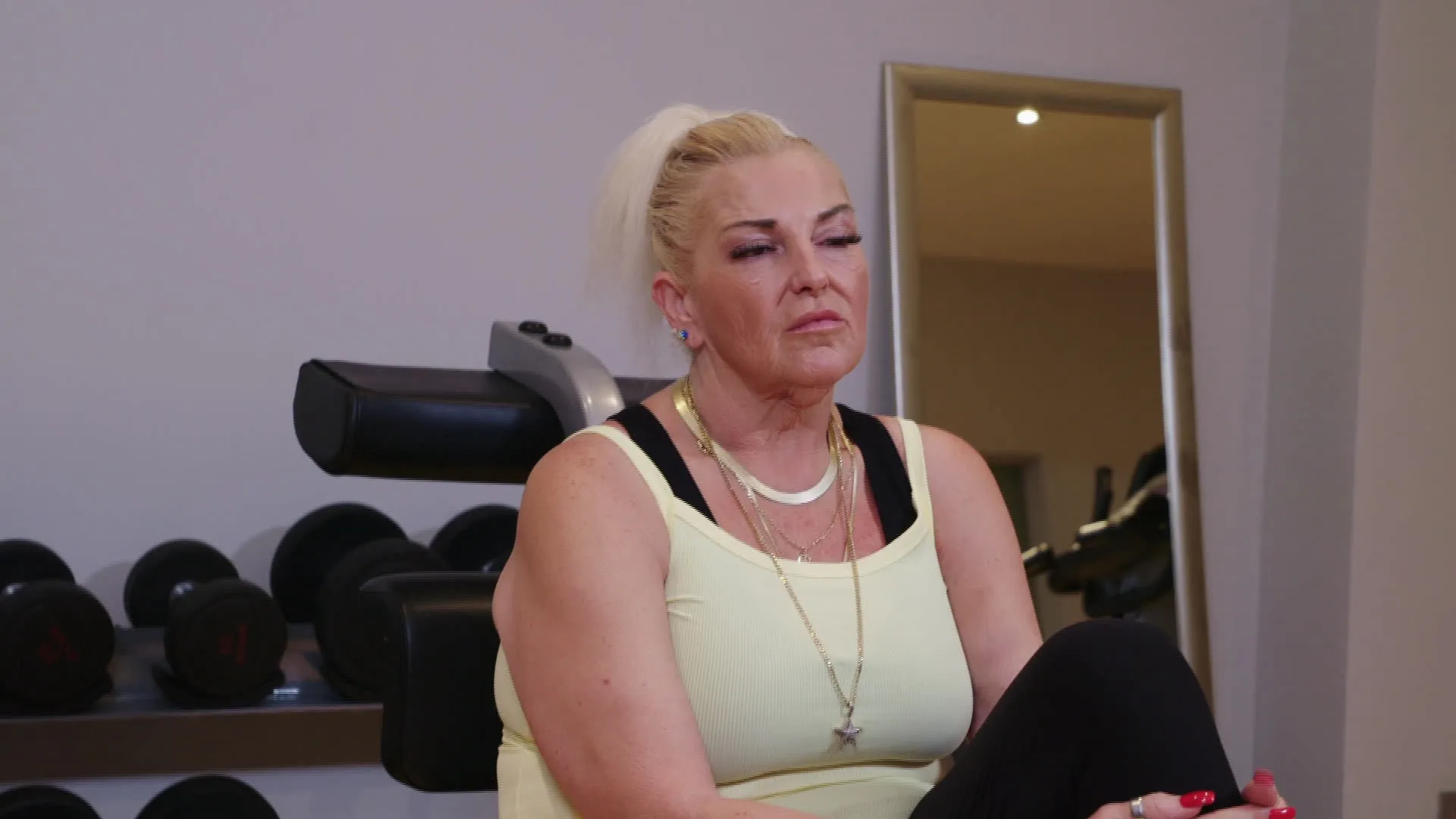 thumbnail - S7:E8 Under Pressure