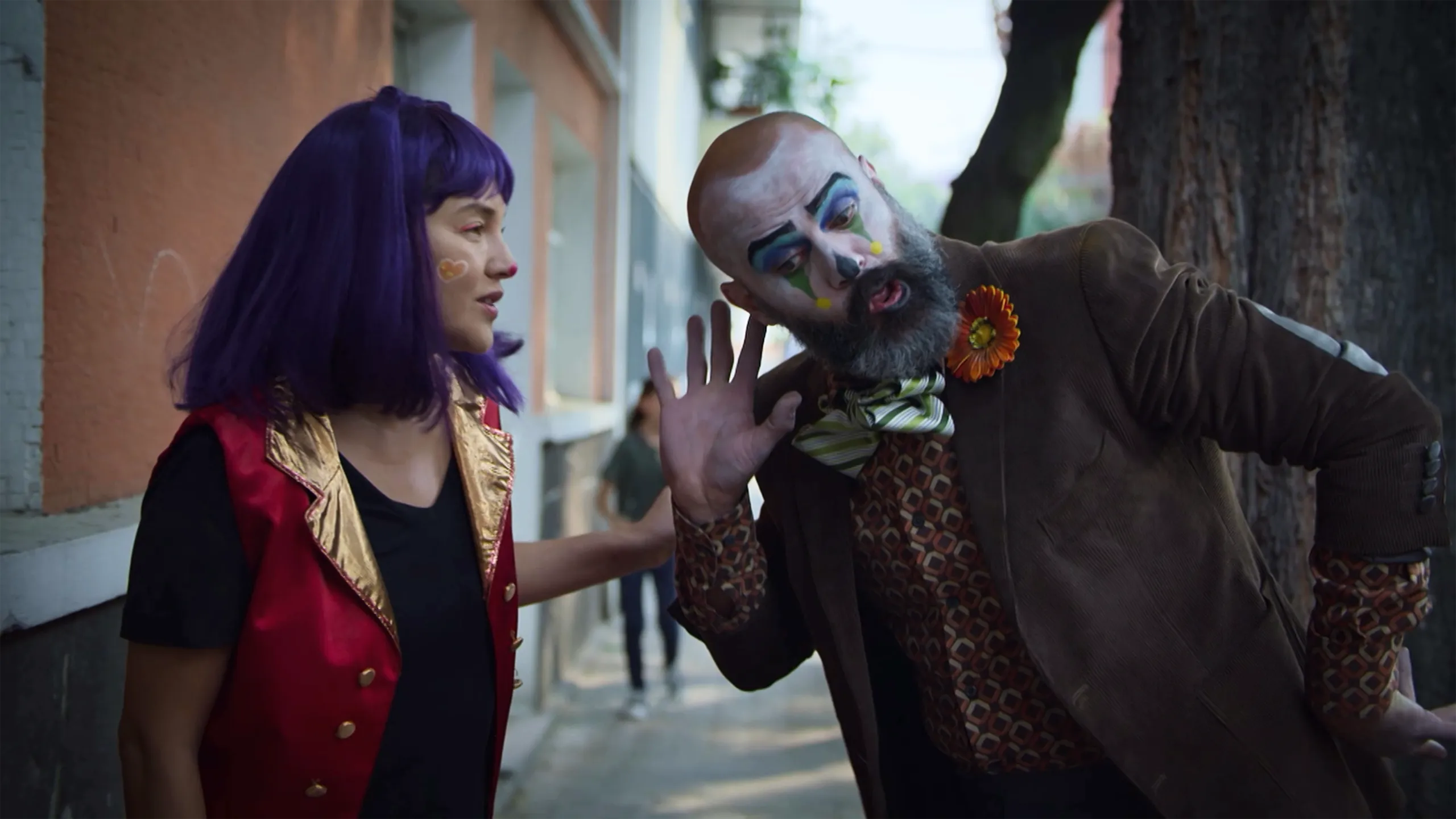 thumbnail - T2:E13 Los Cirqueros