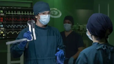 thumbnail - S7:E2 Skin in the Game