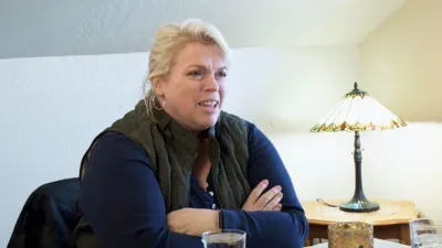 thumbnail - S19:E8 A Wolf in Sheep's Clothing