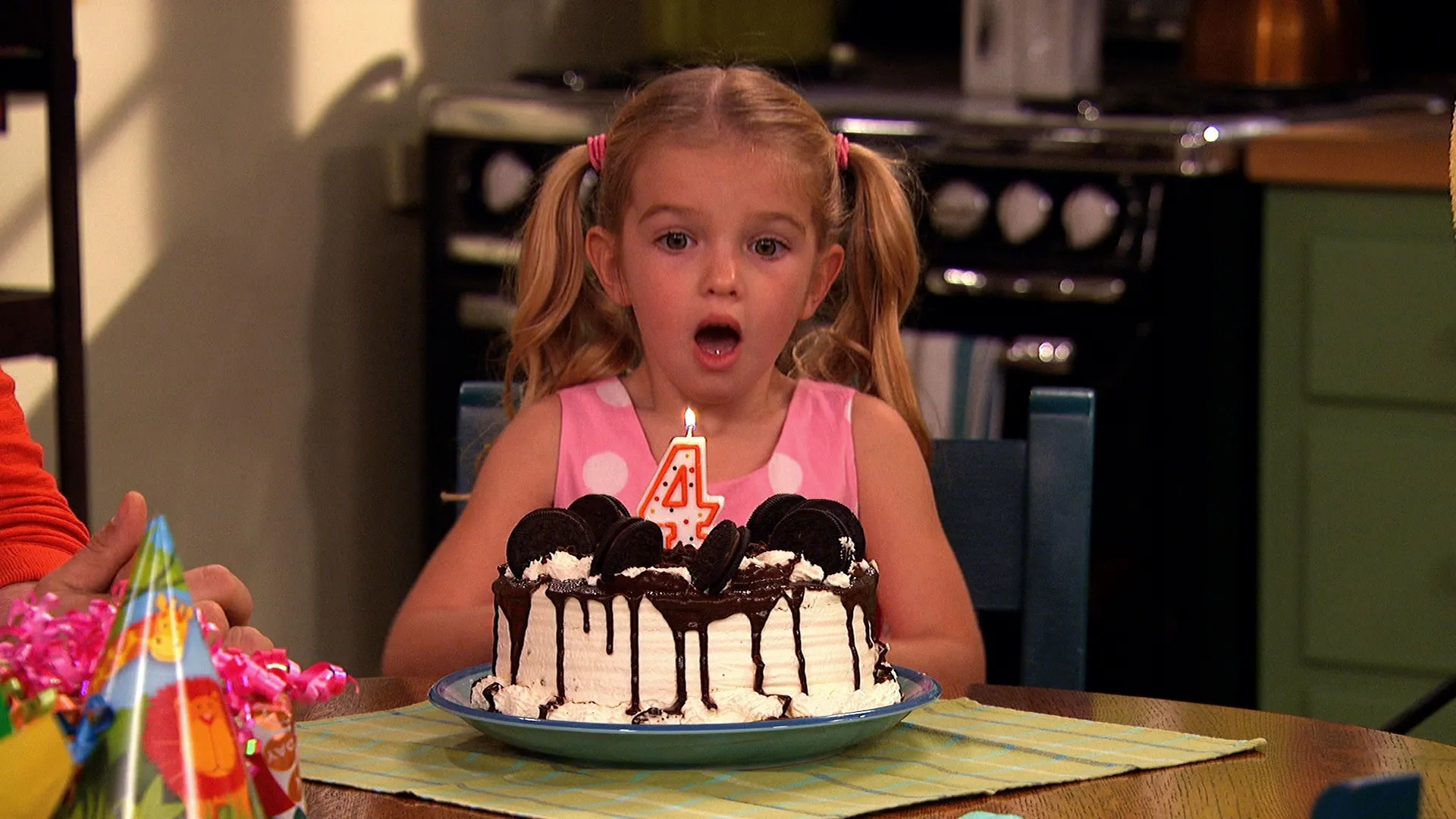 thumbnail - S4:E8 Charlie 4, Toby 1