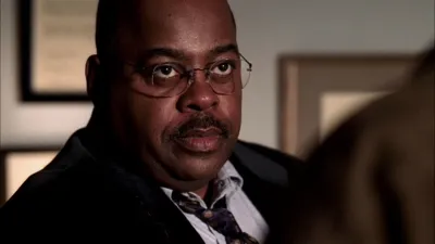 thumbnail - S1:E17 Face Lift