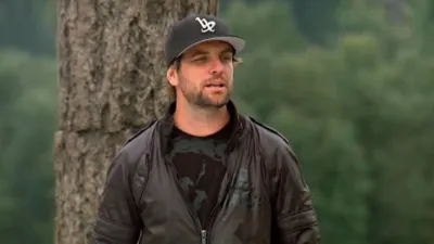 thumbnail - S19:E1 Nice to Meat You