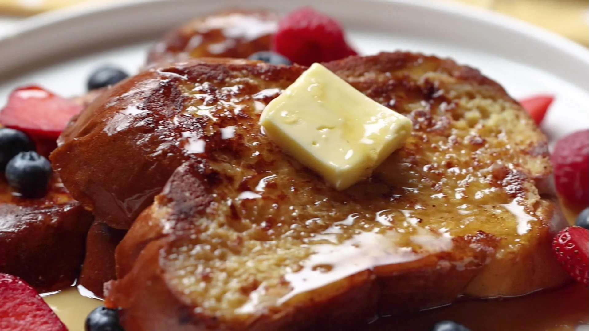 thumbnail - S5:E9 How To Make The Best French Toast