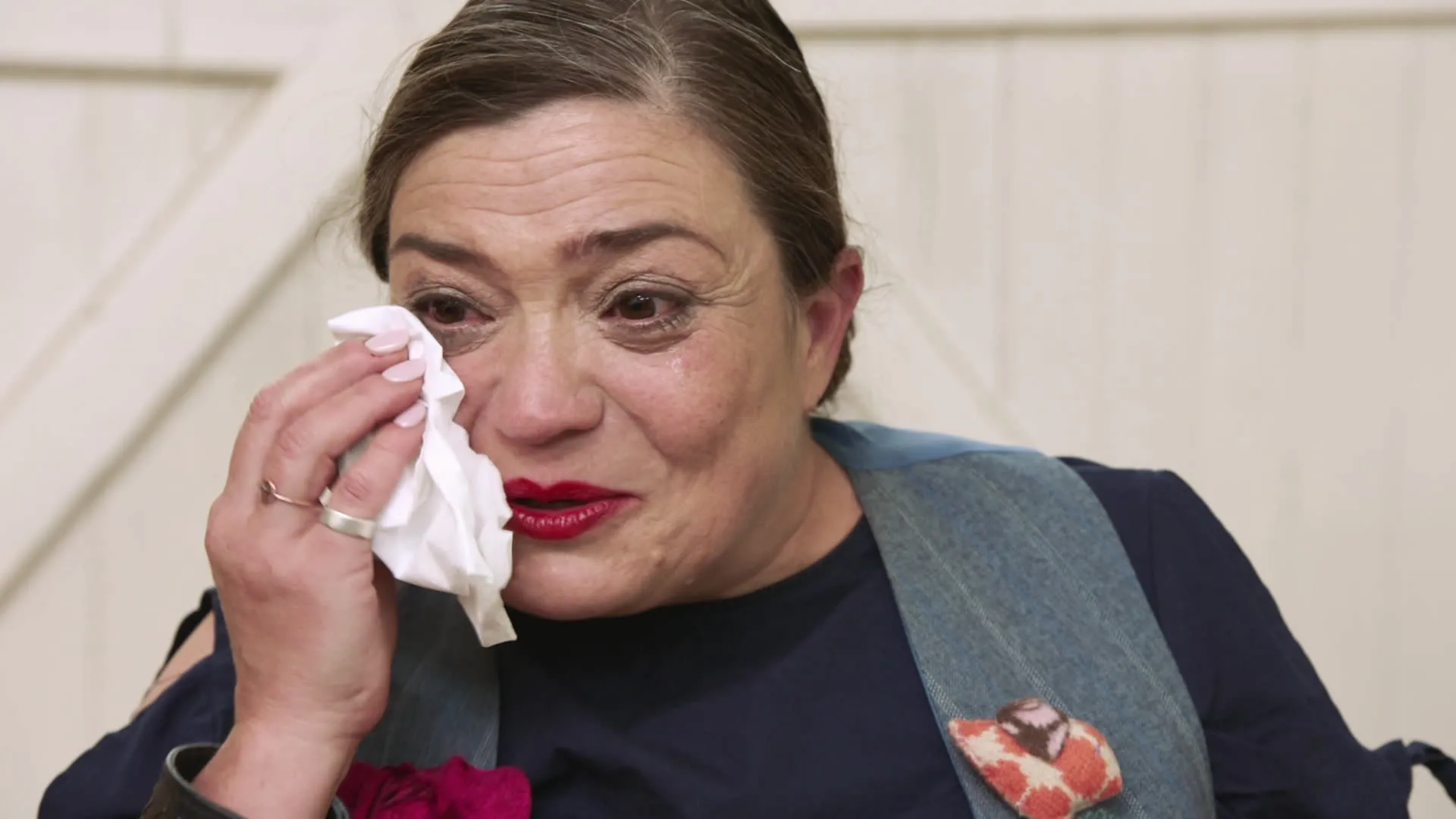 thumbnail - S2:E1 Silvia and Julian