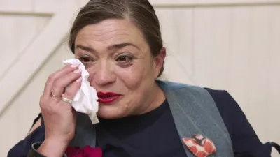 thumbnail - S2:E1 Silvia and Julian