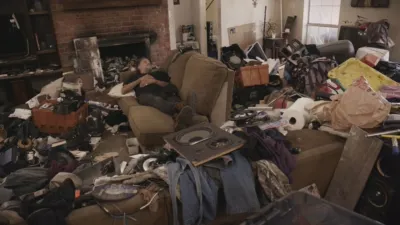 thumbnail - S16:E1 Tim