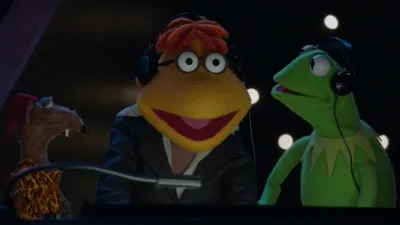 thumbnail - S1:E8 Too Hot to Handler