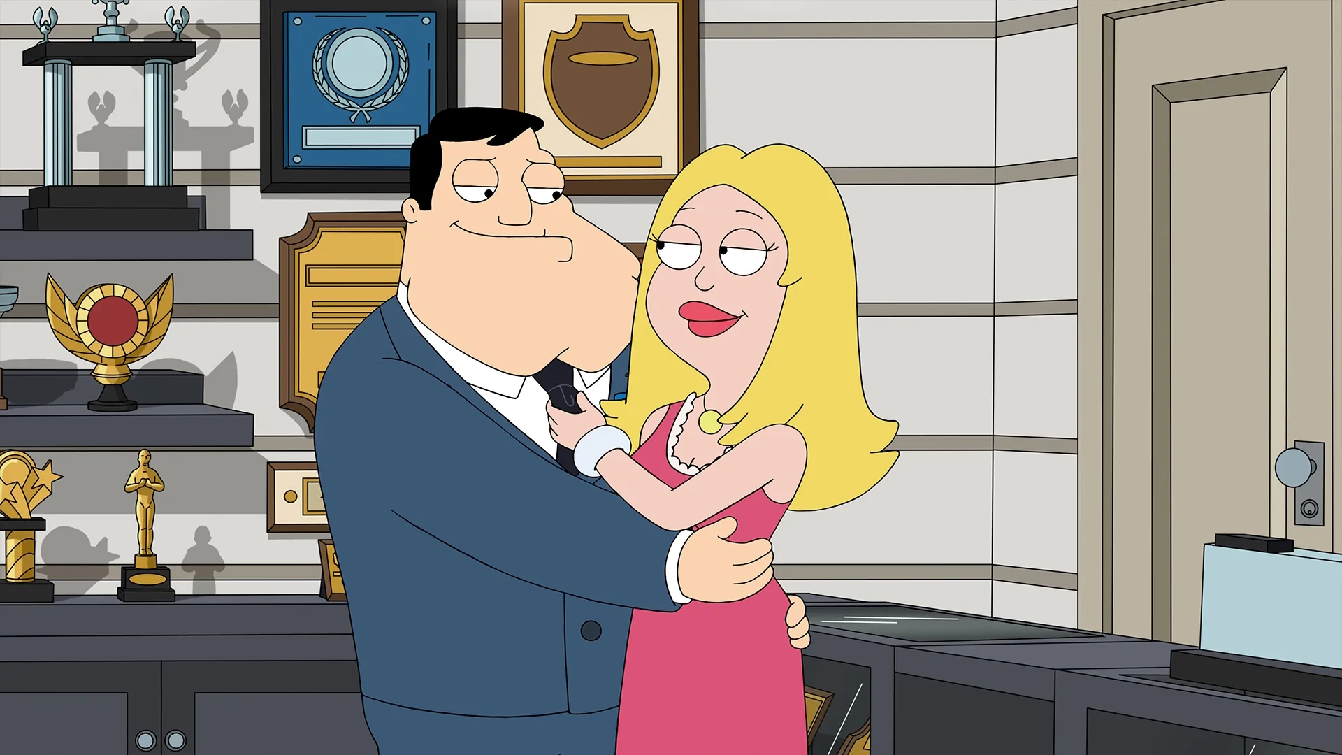 thumbnail - S16:E10 Trophy Wife, Trophy Life