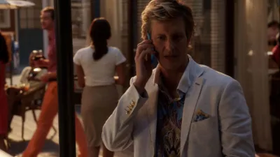 thumbnail - S4:E9 Intel