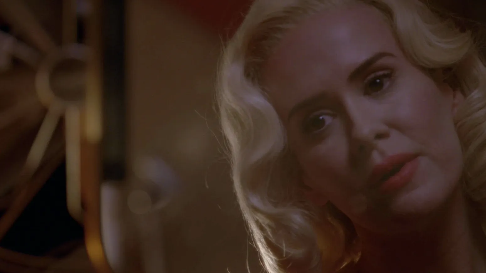 thumbnail - S4:E7 Freak Show: Test of Strength