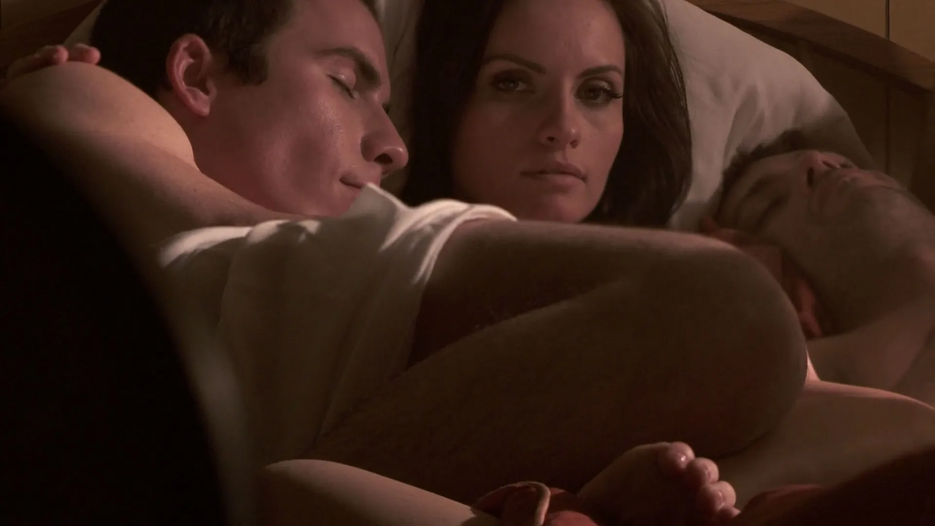 thumbnail - S1:E17 In The Closet