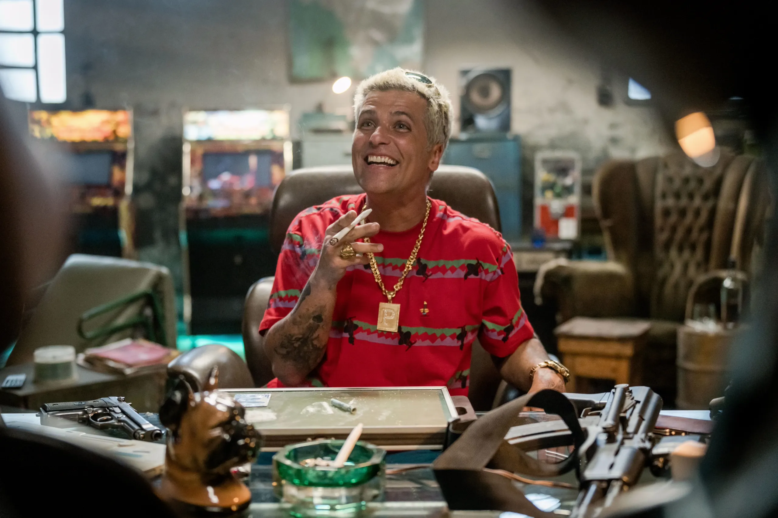 Bruno Gagliasso é Playboy, novo personagem de Impuros