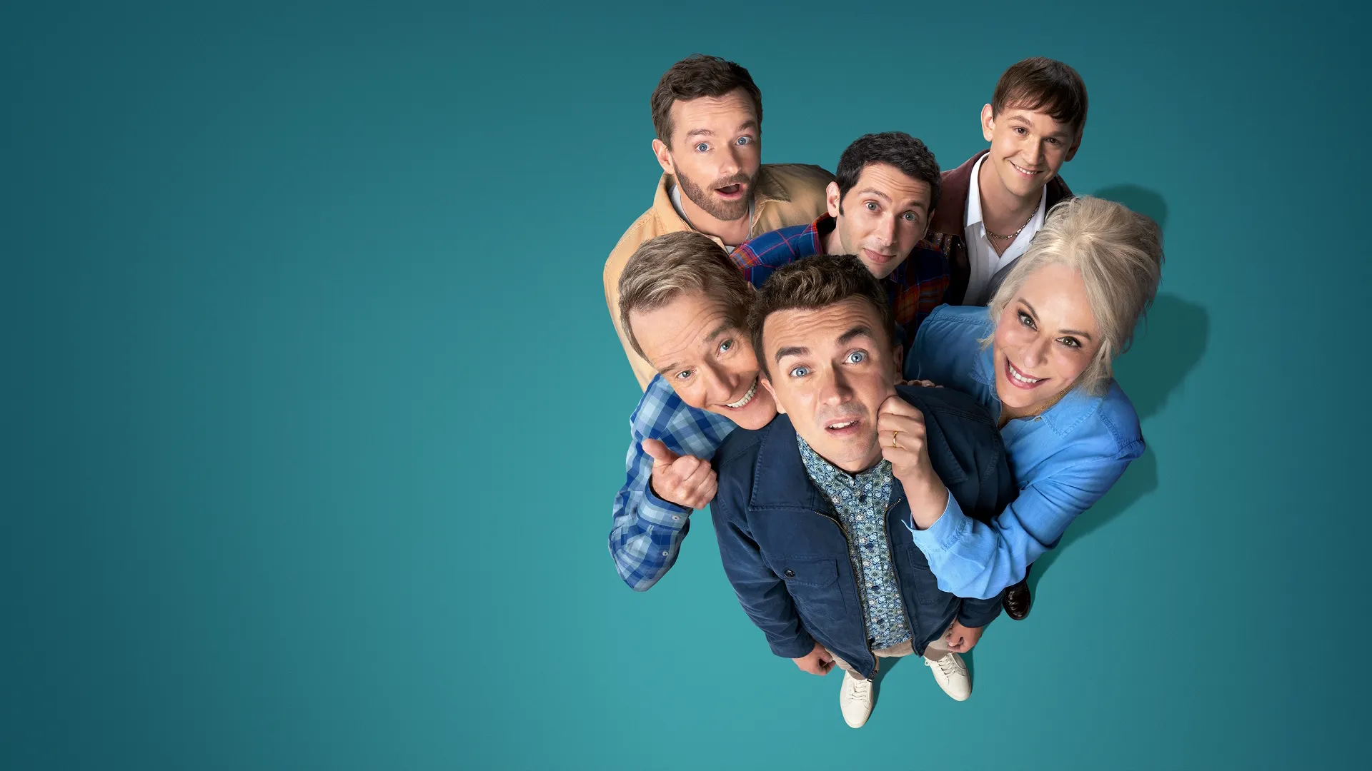 Promotional image for Malcolm in the Middle: Life’s Still Unfair showing Frankie Muniz (Malcolm) at the center. Bryan Cranston (Hal) and Jane Kaczmarek (Lois) as his parents. Christopher Masterson (Francis) and Justin Berfield (Reese) as his older brothers. Caleb Ellsworth-Clark, who is taking over the role of Dewey.