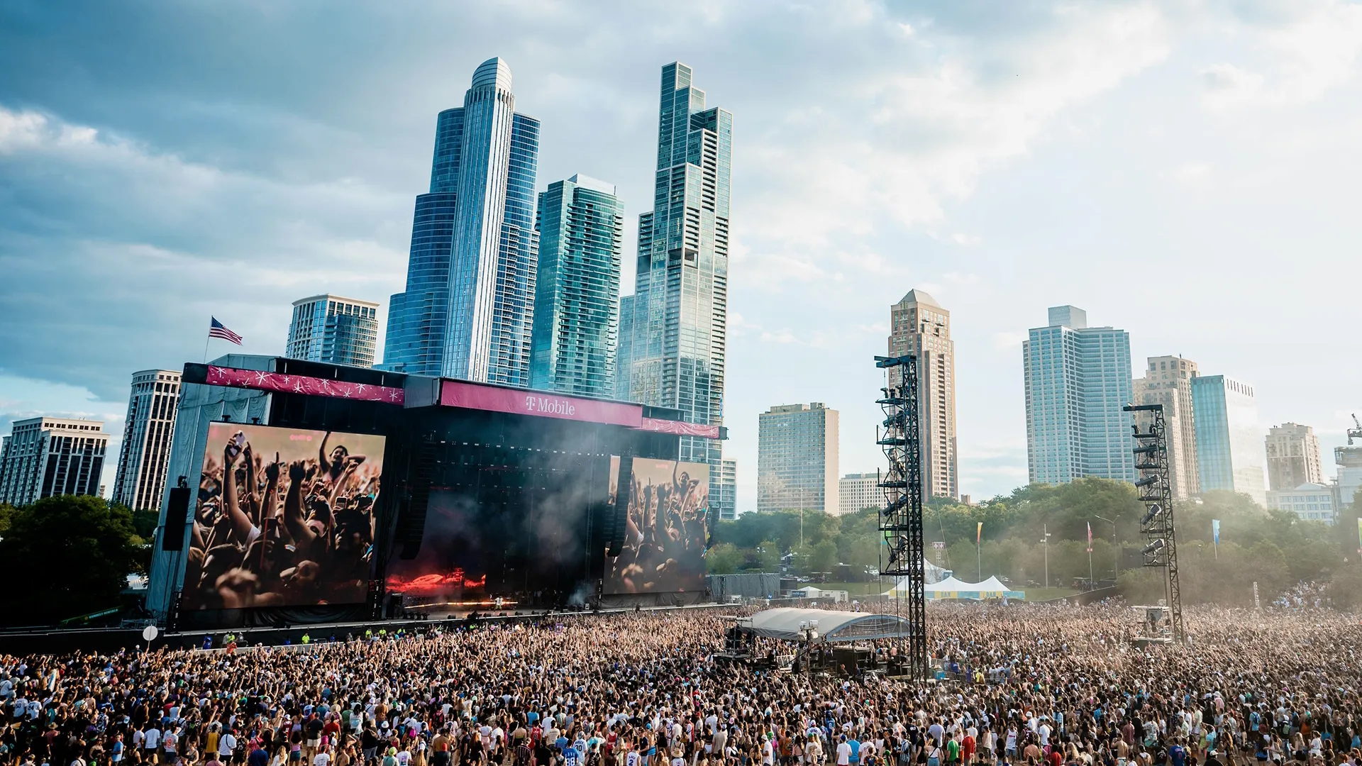 Lollapalooza 2026 Livestream: How To Watch On Disney+ | Explore Disney+ ...