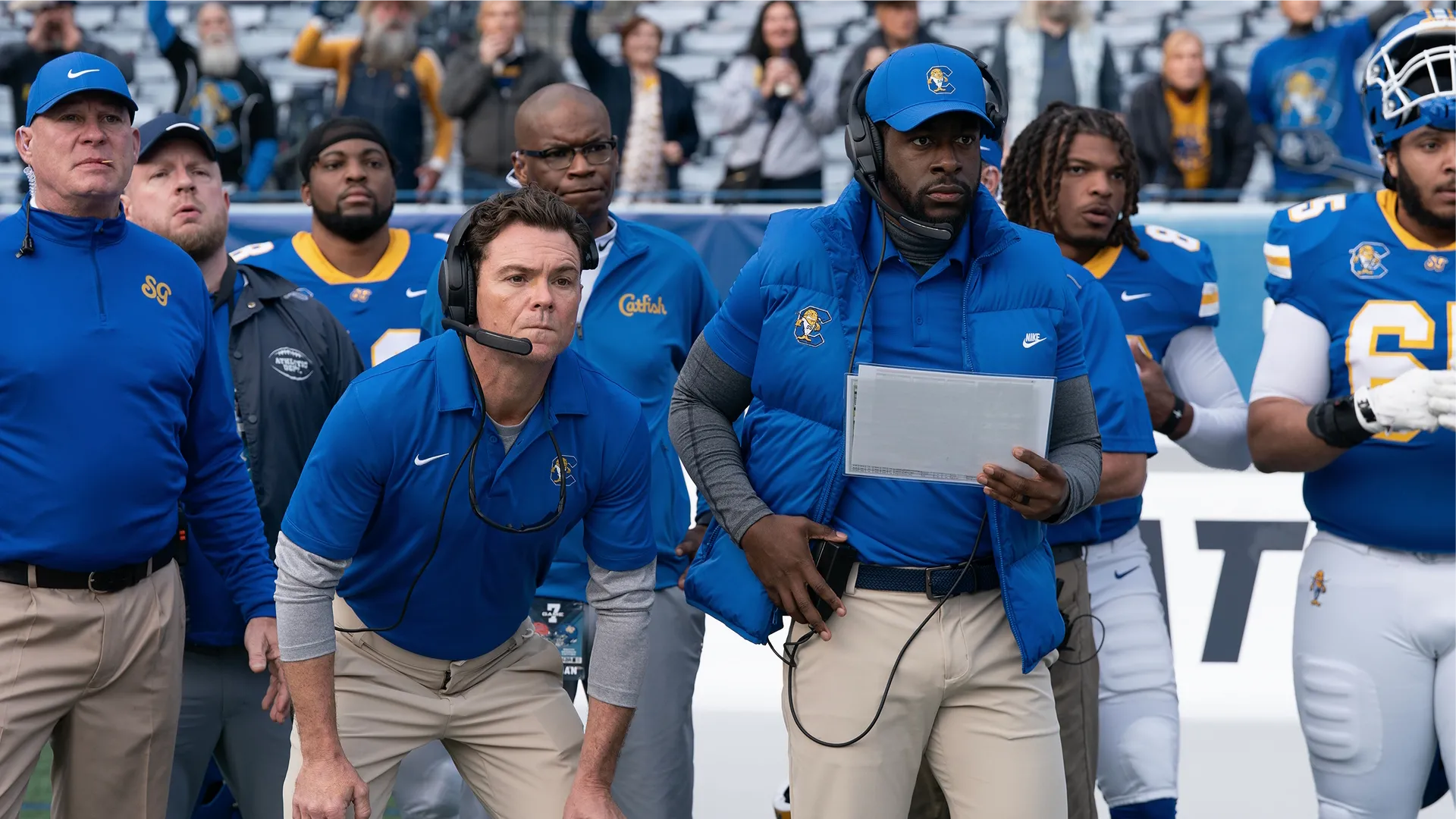 Steve Zahn as Coach Jake Hudson with the South Georgia Catfish football team in Chad Powers