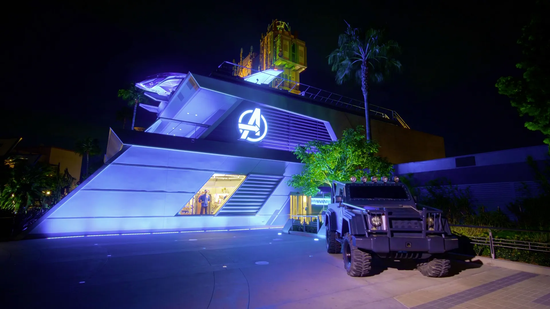 アベンジャーズ・キャンパス