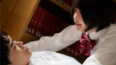 『惡の華』の春日高男（鈴木福）と仲村佐和（あの）