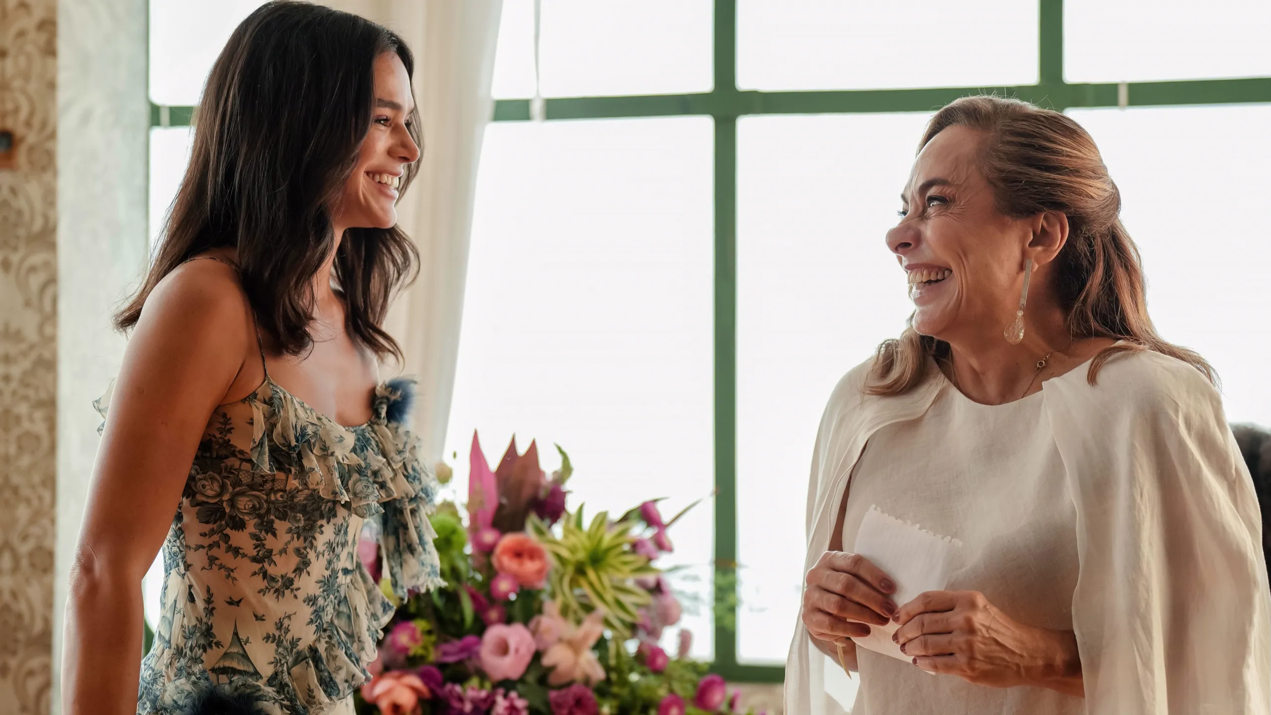 Bruna Marquezine e Cissa Guimarães em Amor da Minha Vida 