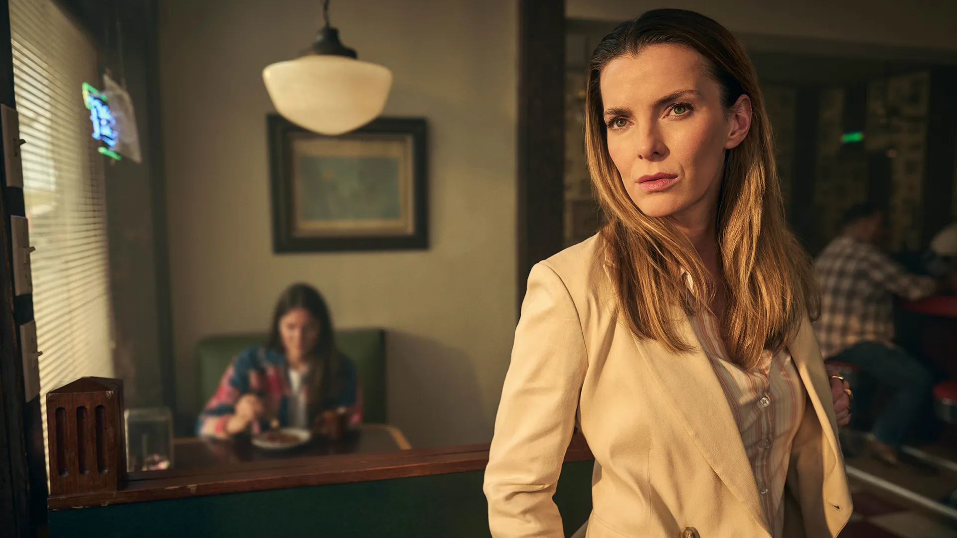 Betty Gilpin as Ginger in FX's The Lowdown