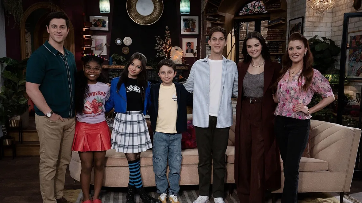 Imagem dos atores da 3ª temporada de Os Feiticeiros Além de Waverly Place