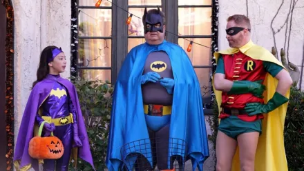 thumbnail - Modern Family S8:E5 Halloween 4: The Revenge of Rod Skyhook