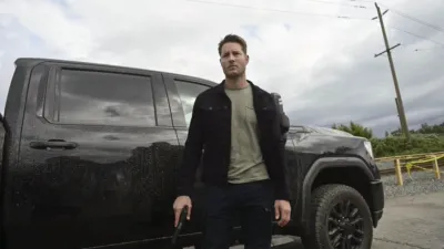 thumbnail - S2:E1 Out of the Past