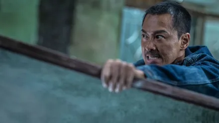 Twilight of the Warriors: Walled In