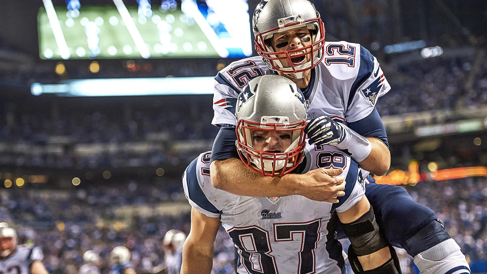 thumbnail - S1:E8 Nobody's Business