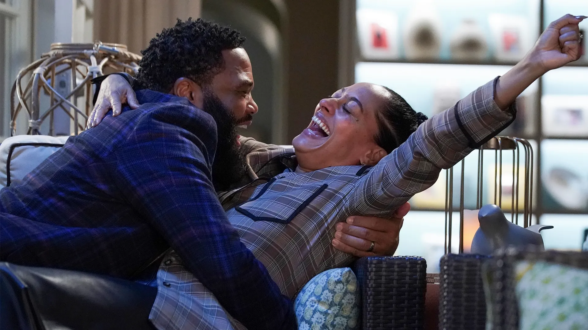 thumbnail - S8:E13 Homegoing