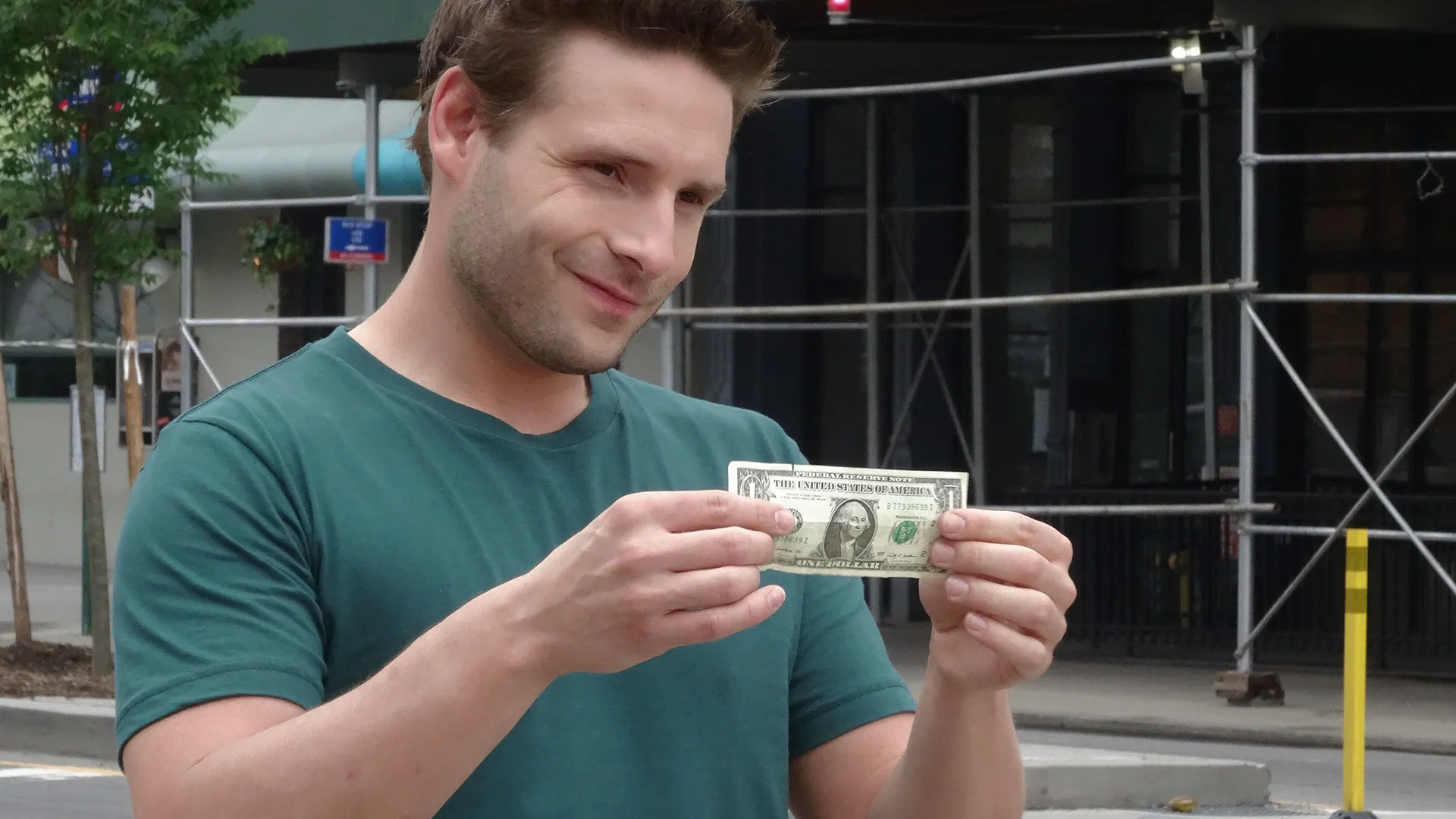 thumbnail - S5: Afl. 4 Money