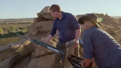 thumbnail - S4:E12 In and Out