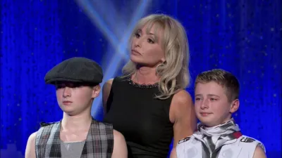 thumbnail - S2:E6 Broadway Backstabbers